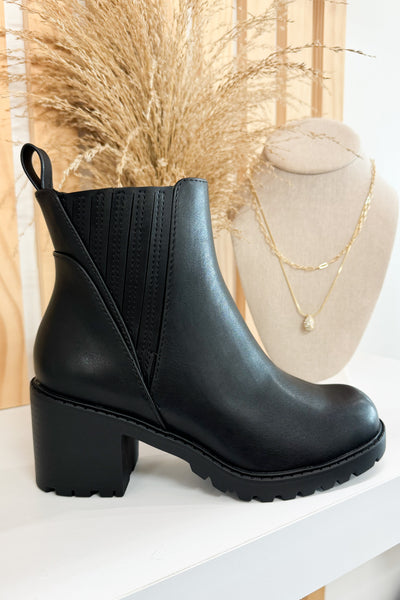 Waverly Boots (Black) - Happily Ever Aften