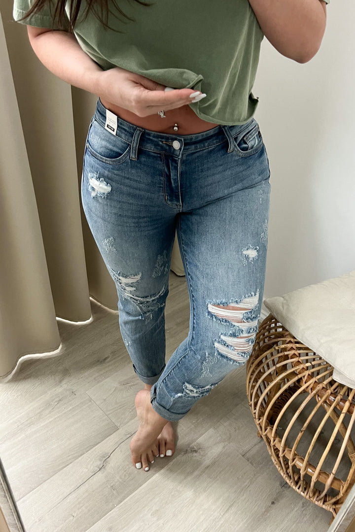 “Can’t Keep Up” Boyfriend Jeans - Happily Ever Aften
