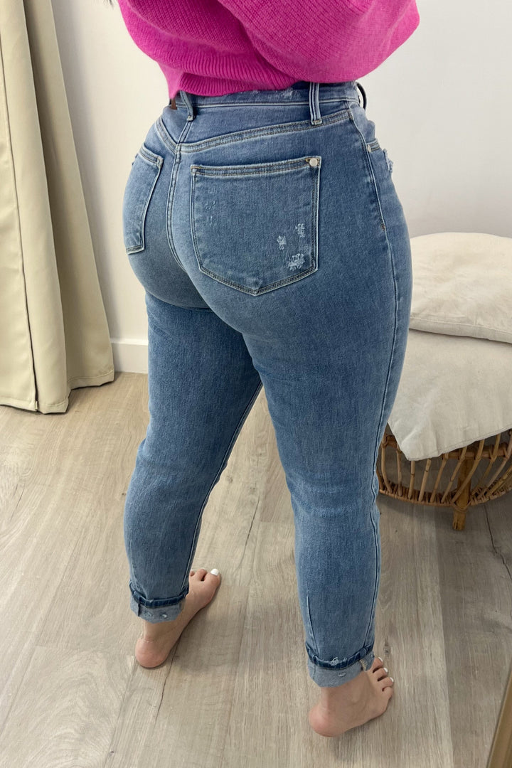 Cassidy Slim Fit Jeans - Happily Ever Aften