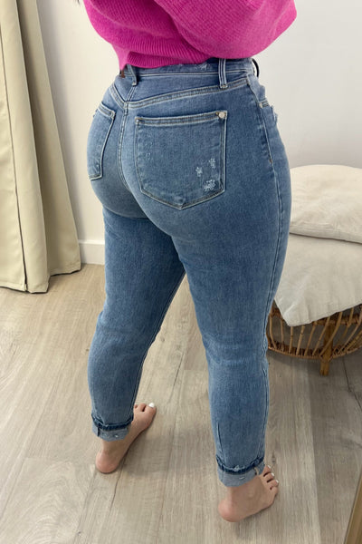 Cassidy Slim Fit Jeans - Happily Ever Aften
