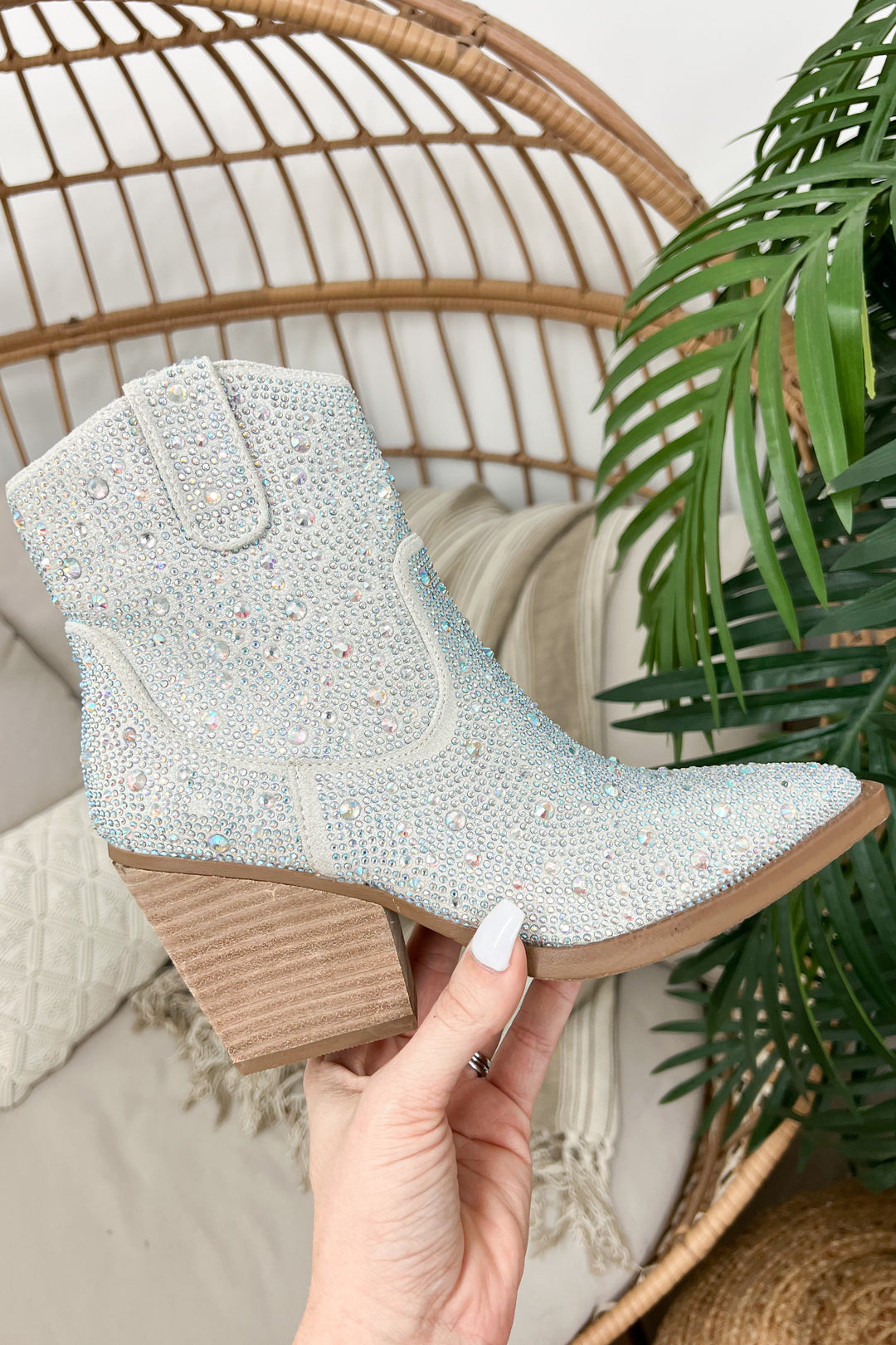 Very G Kady Short Booties (Silver)