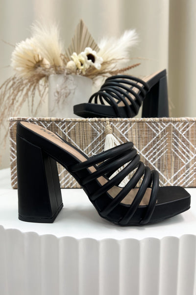 Mia Elea Platform Sandals (Black) - Happily Ever Aften