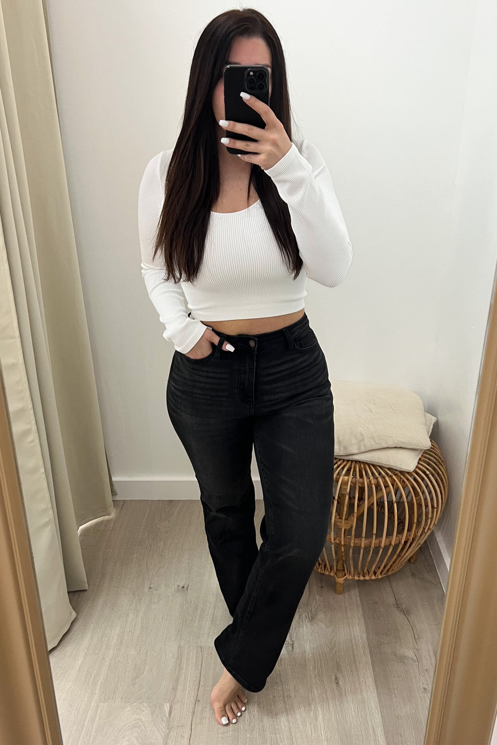 Raven Straight Leg Jeans - Happily Ever Aften