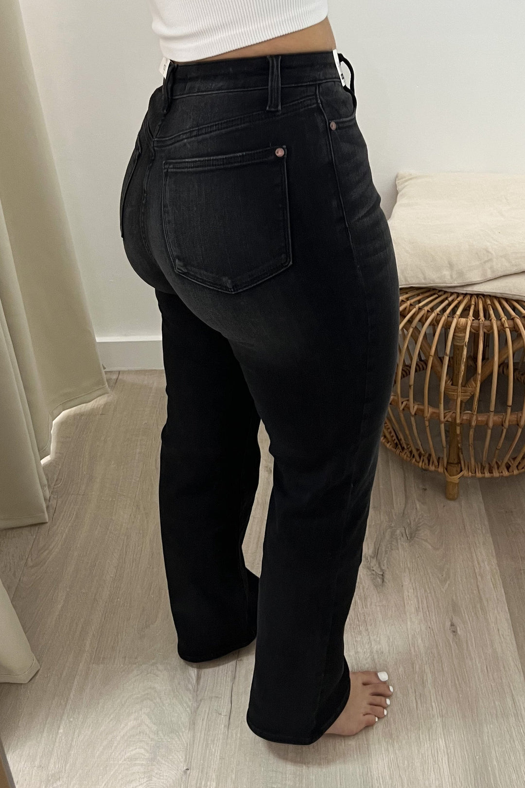 Raven Straight Leg Jeans - Happily Ever Aften
