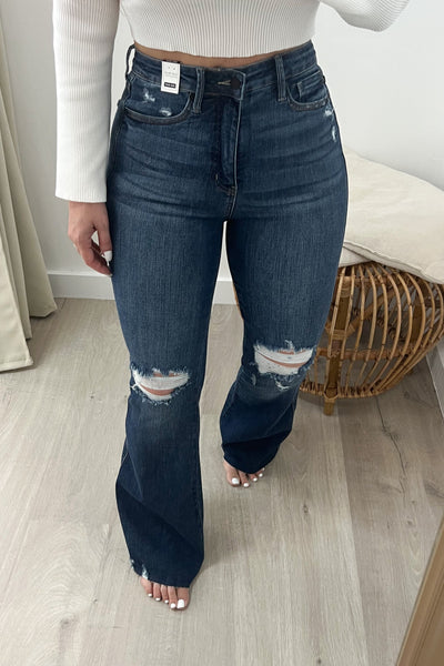 Roe Flare Jeans - Happily Ever Aften