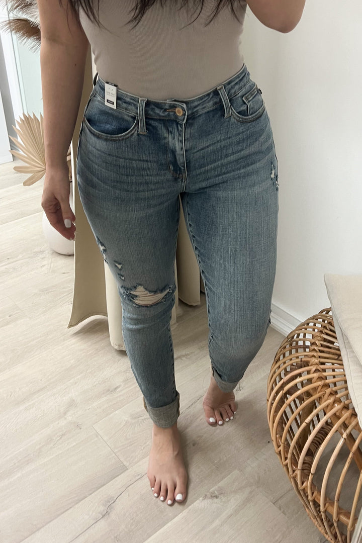 Sawyer Boyfriend Jeans - Happily Ever Aften