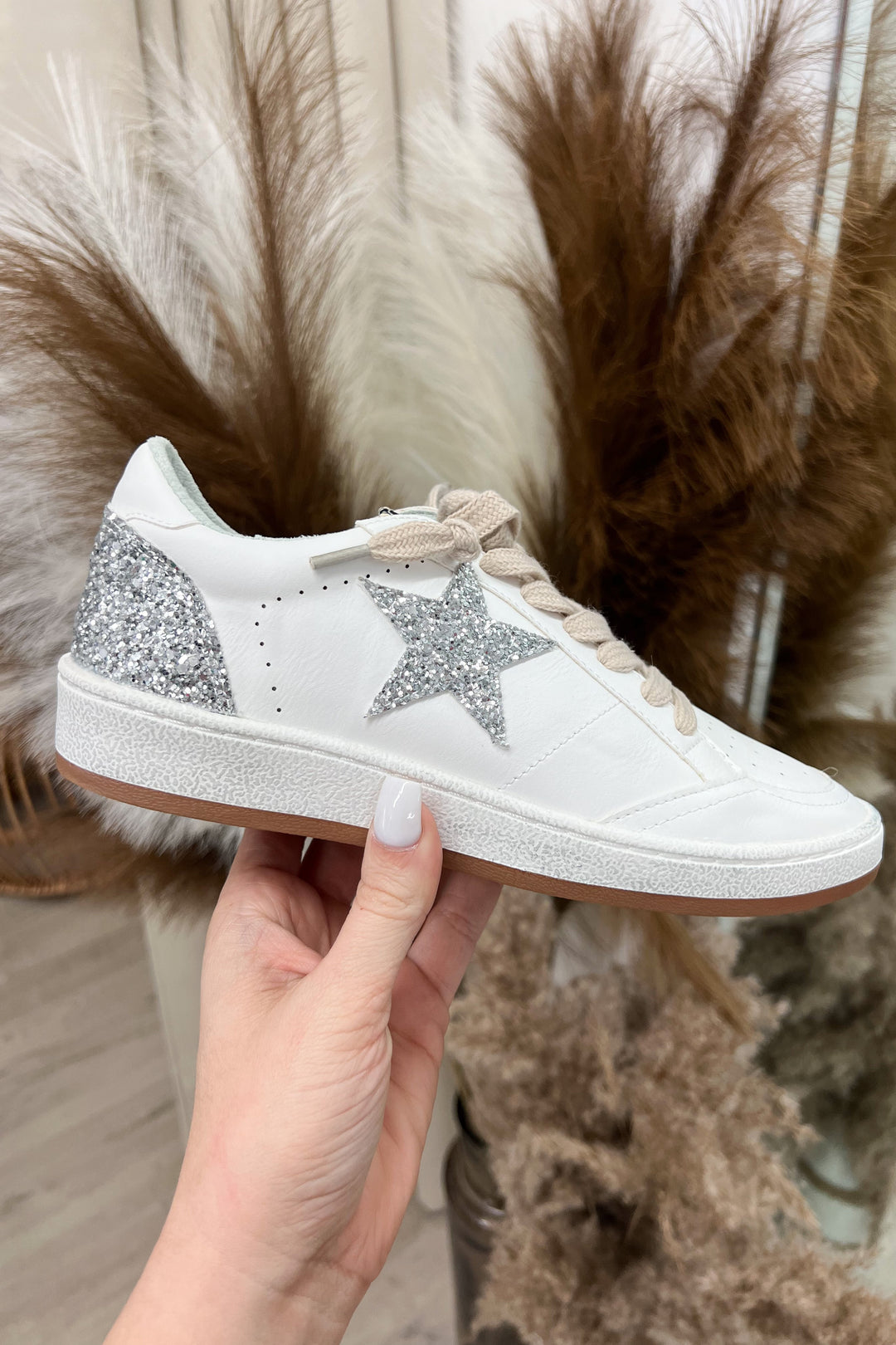 Shu Shop Paz Sneakers (White) - Happily Ever Aften