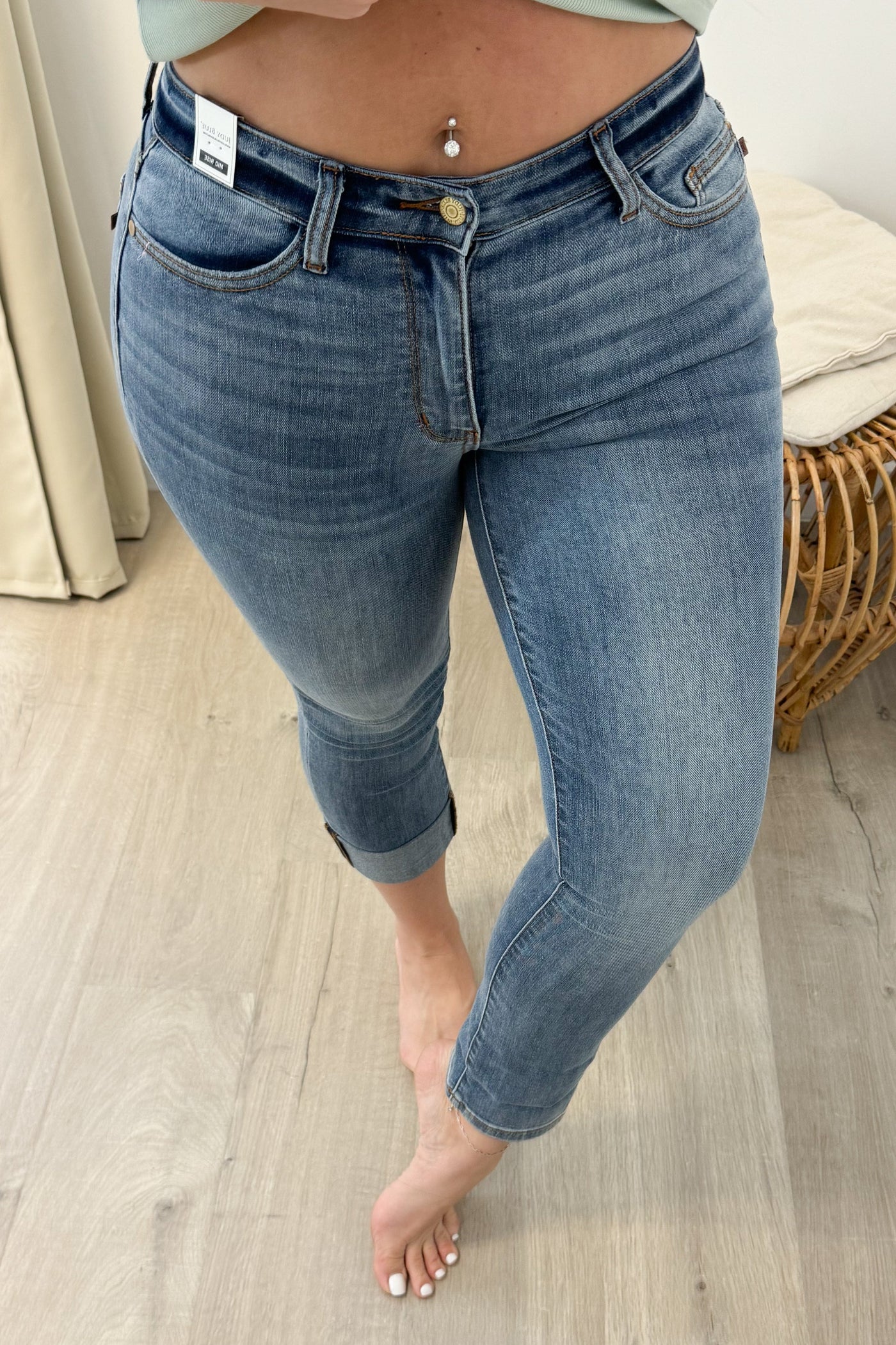 Tiana Skinny Capri Jeans - Happily Ever Aften