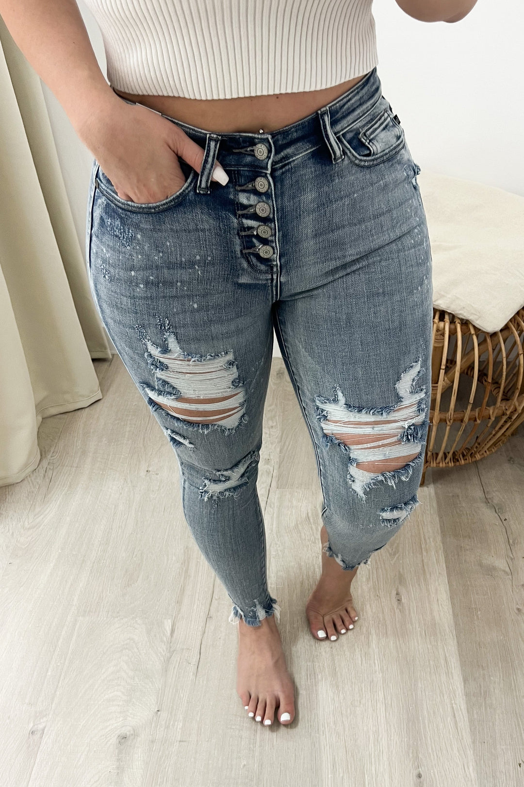 Whitney Skinny Jeans - Happily Ever Aften