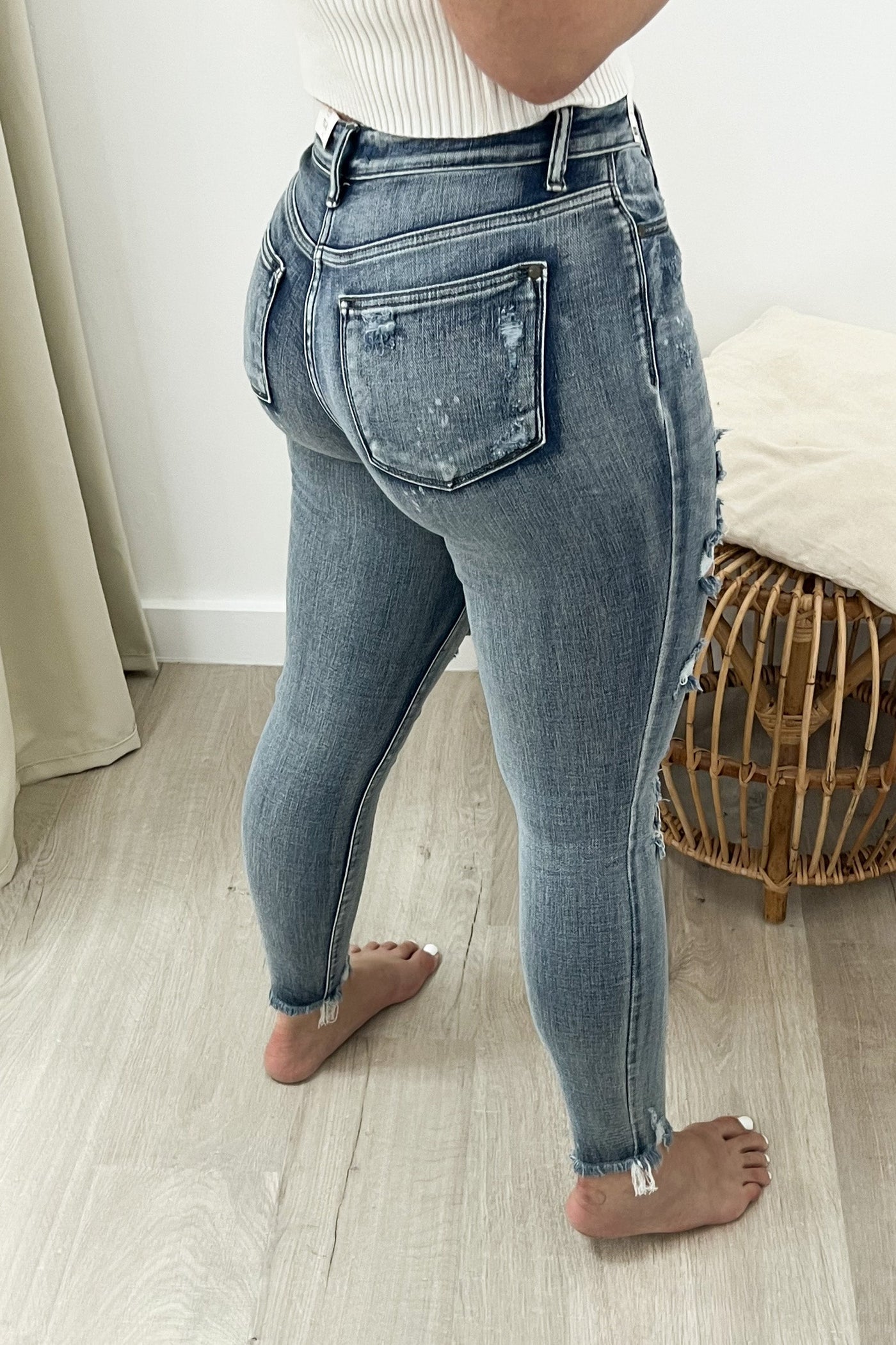 Whitney Skinny Jeans - Happily Ever Aften